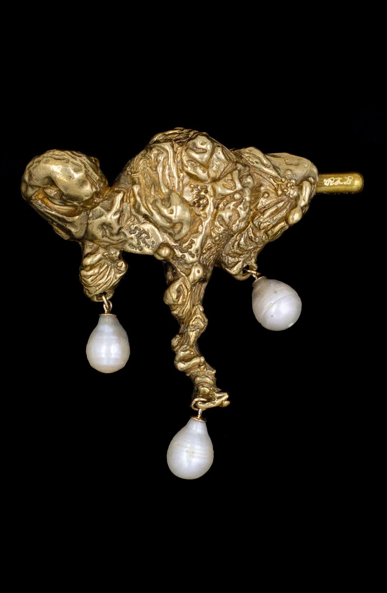Curdled Brooch no. 1 (3 pearls)