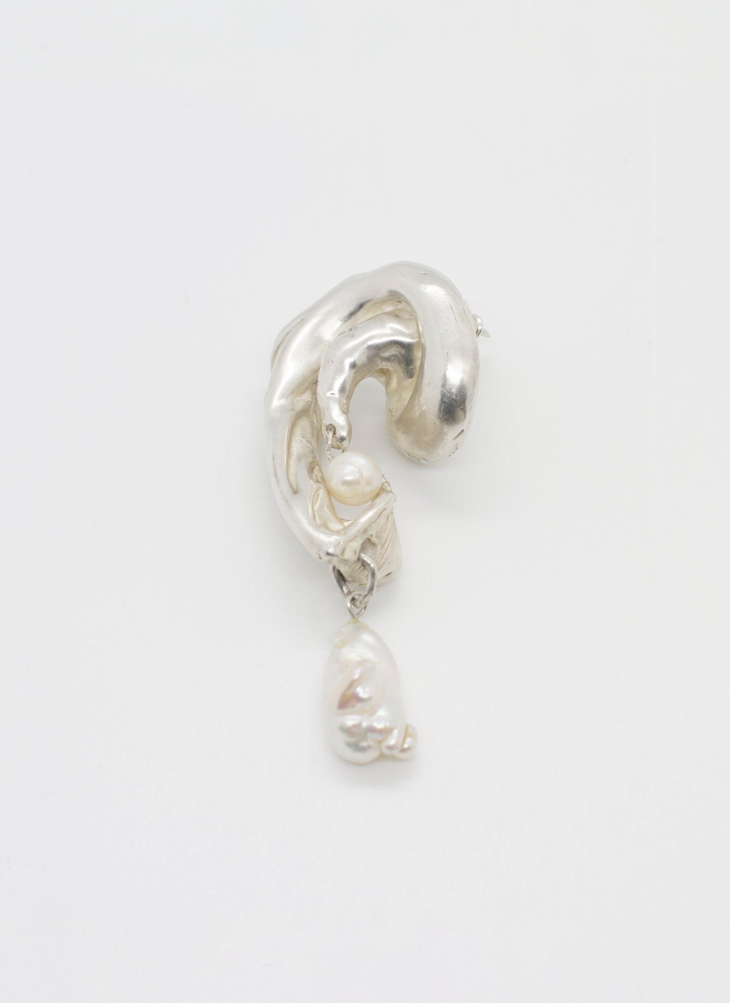 Snail'd Pearl Earring