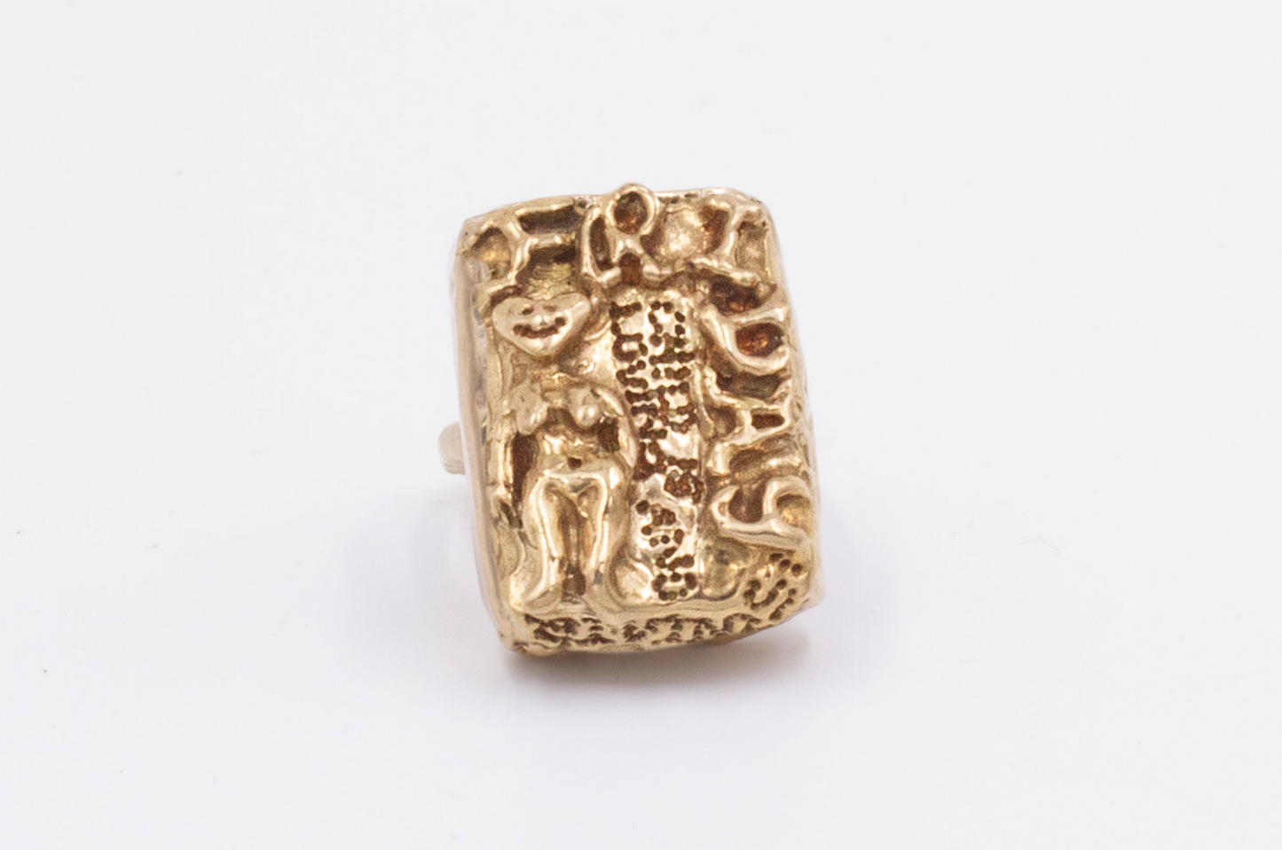 Friday’s Child Ring