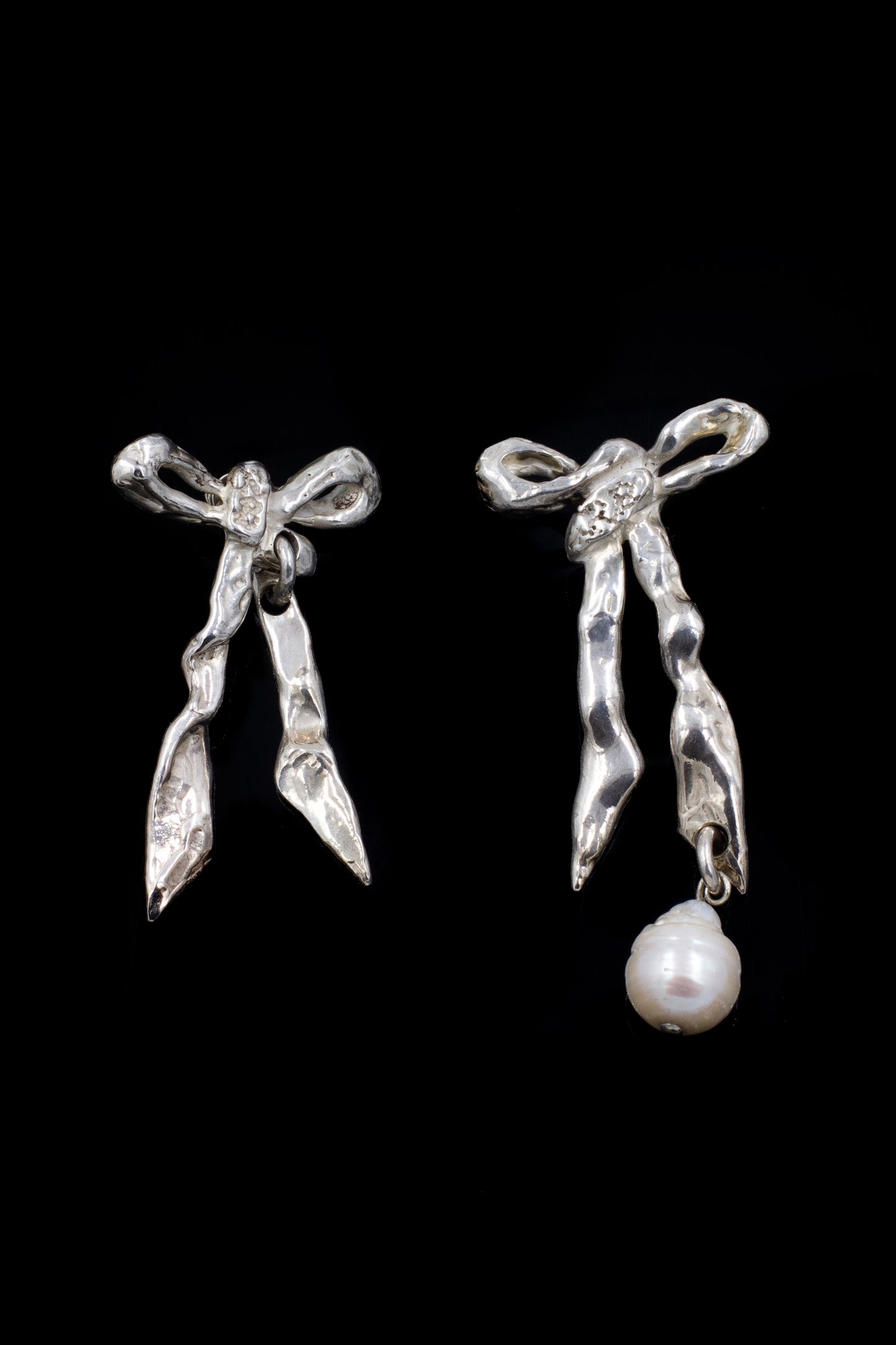 Ribbon’d Metal Earrings