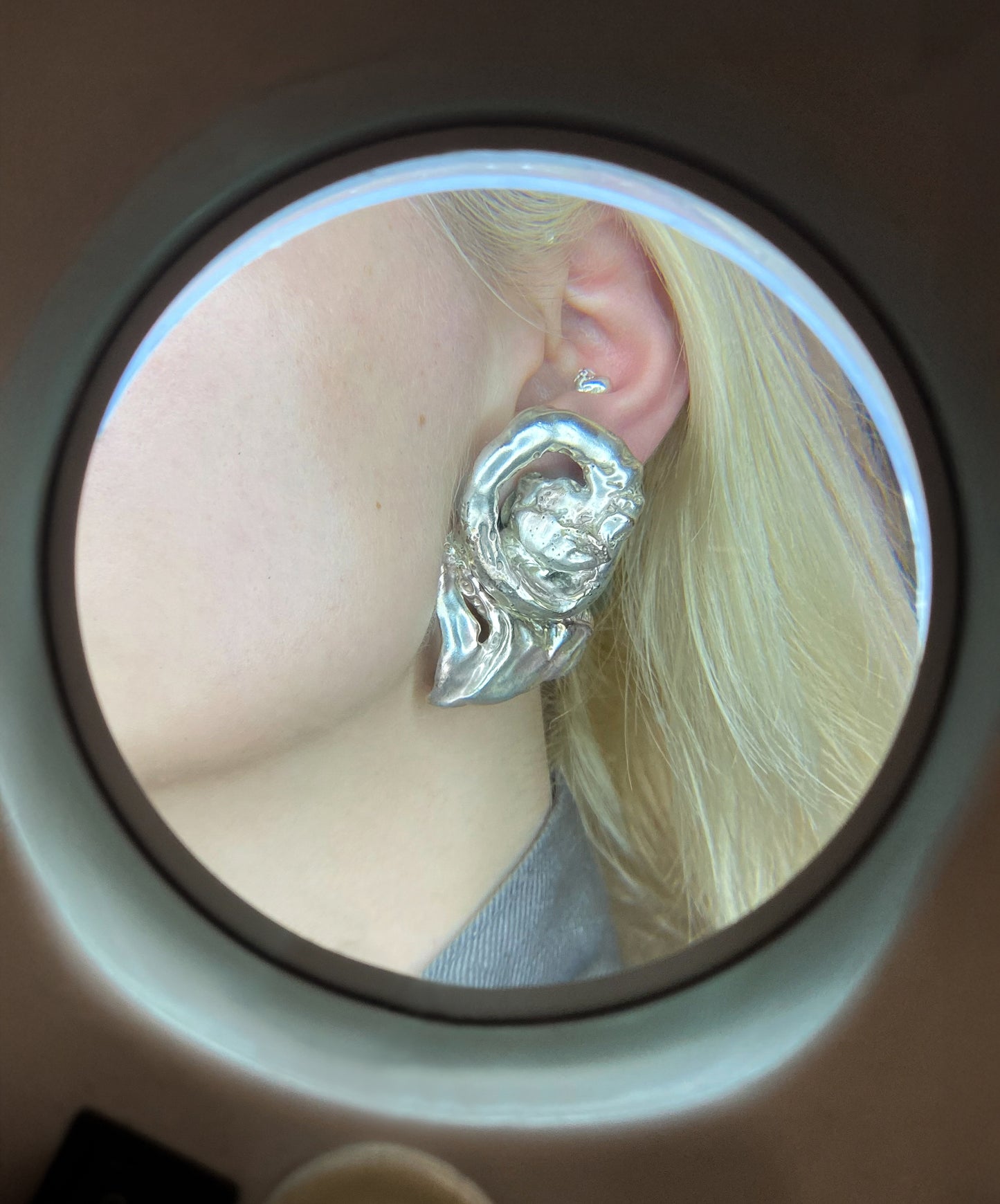 Curdled Nest Earpiece