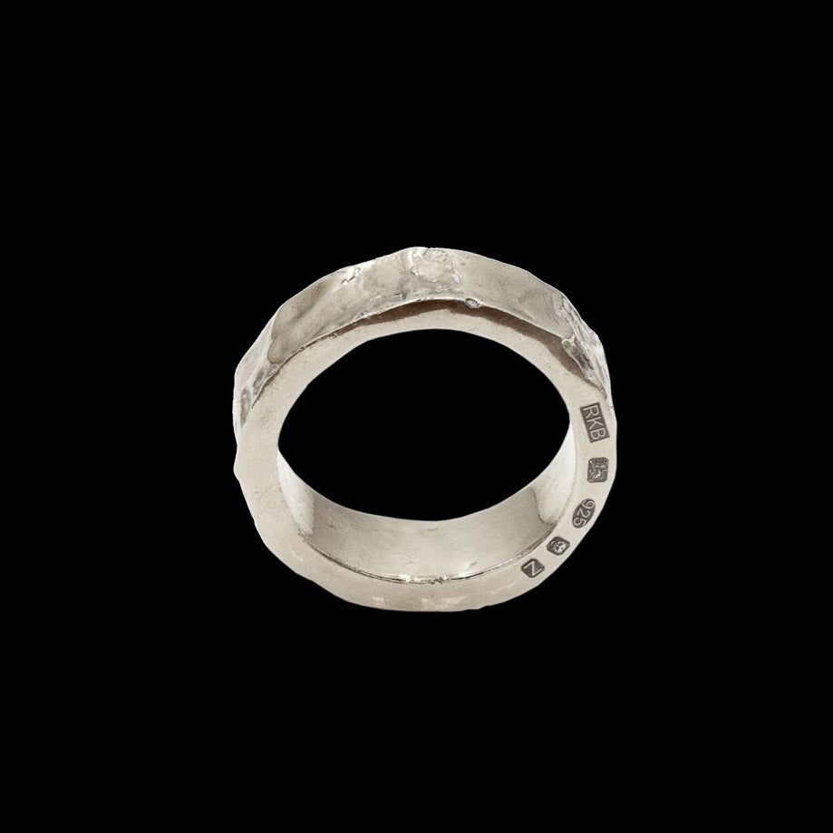 Court Ring