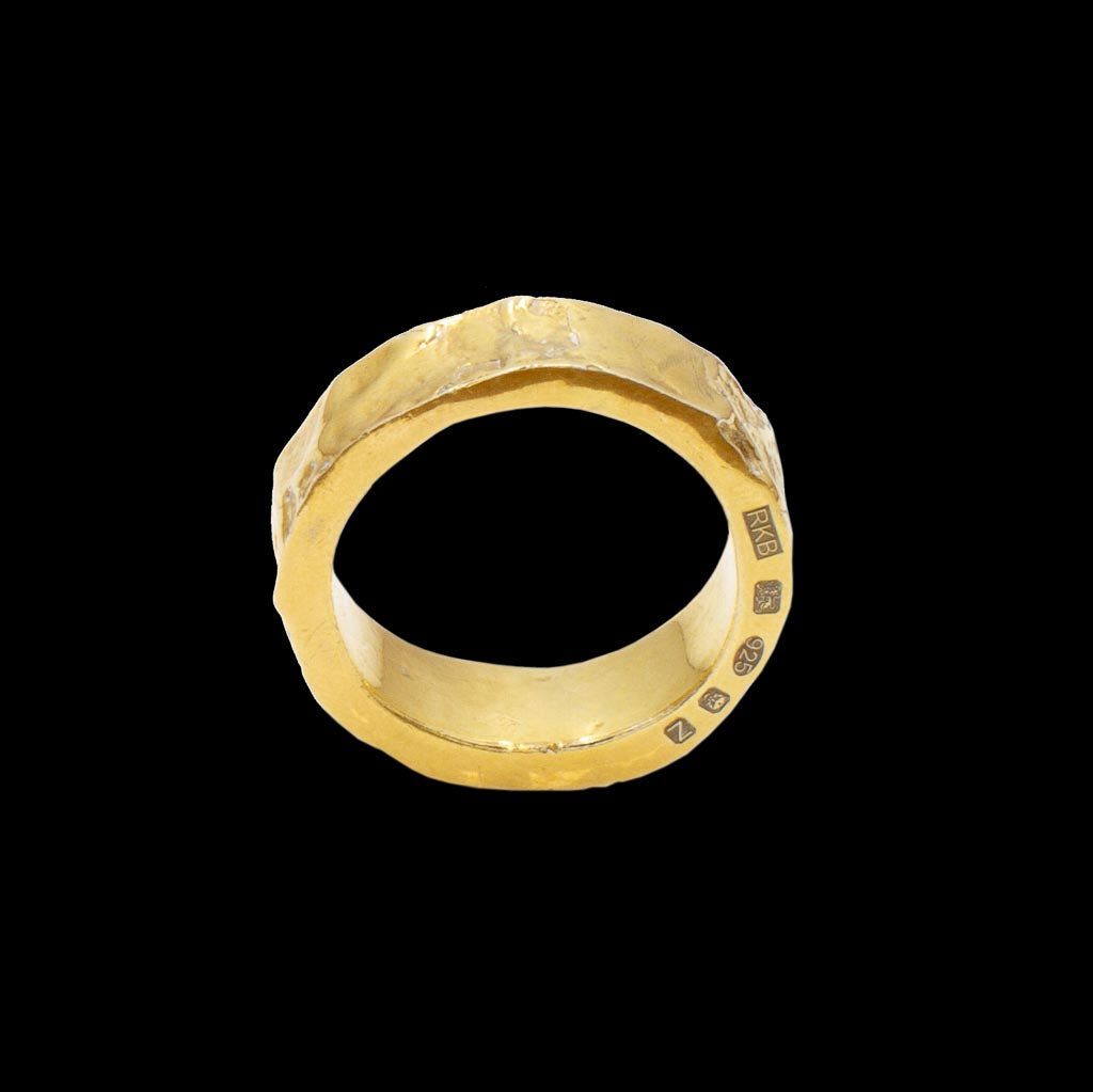 Court Ring