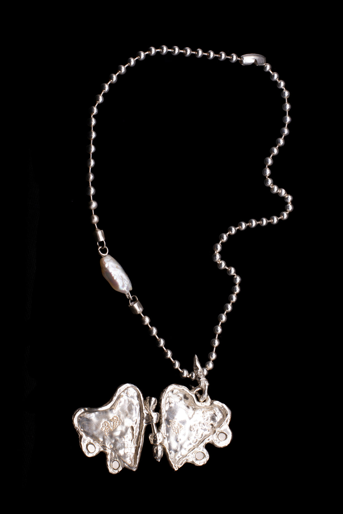 Love is a (Medium) Thing Physical on Heavy Pearl and Ball Chain