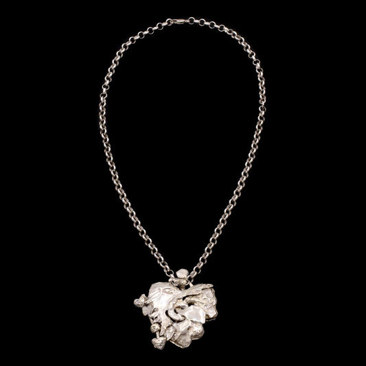 012025 Limited Edition: Swan Song Locket on Belcher Chain Silver