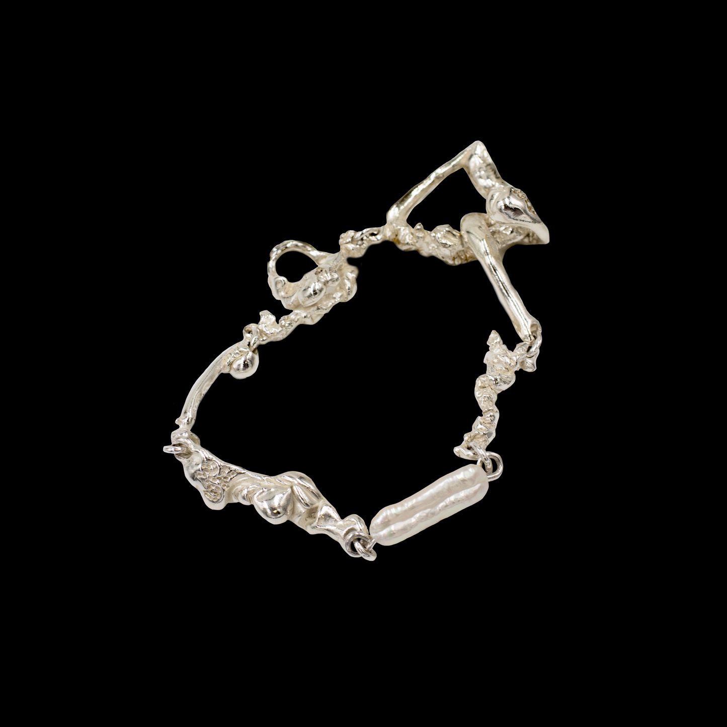 Bespoke Curdled Chain Bracelet Silver with Pearl