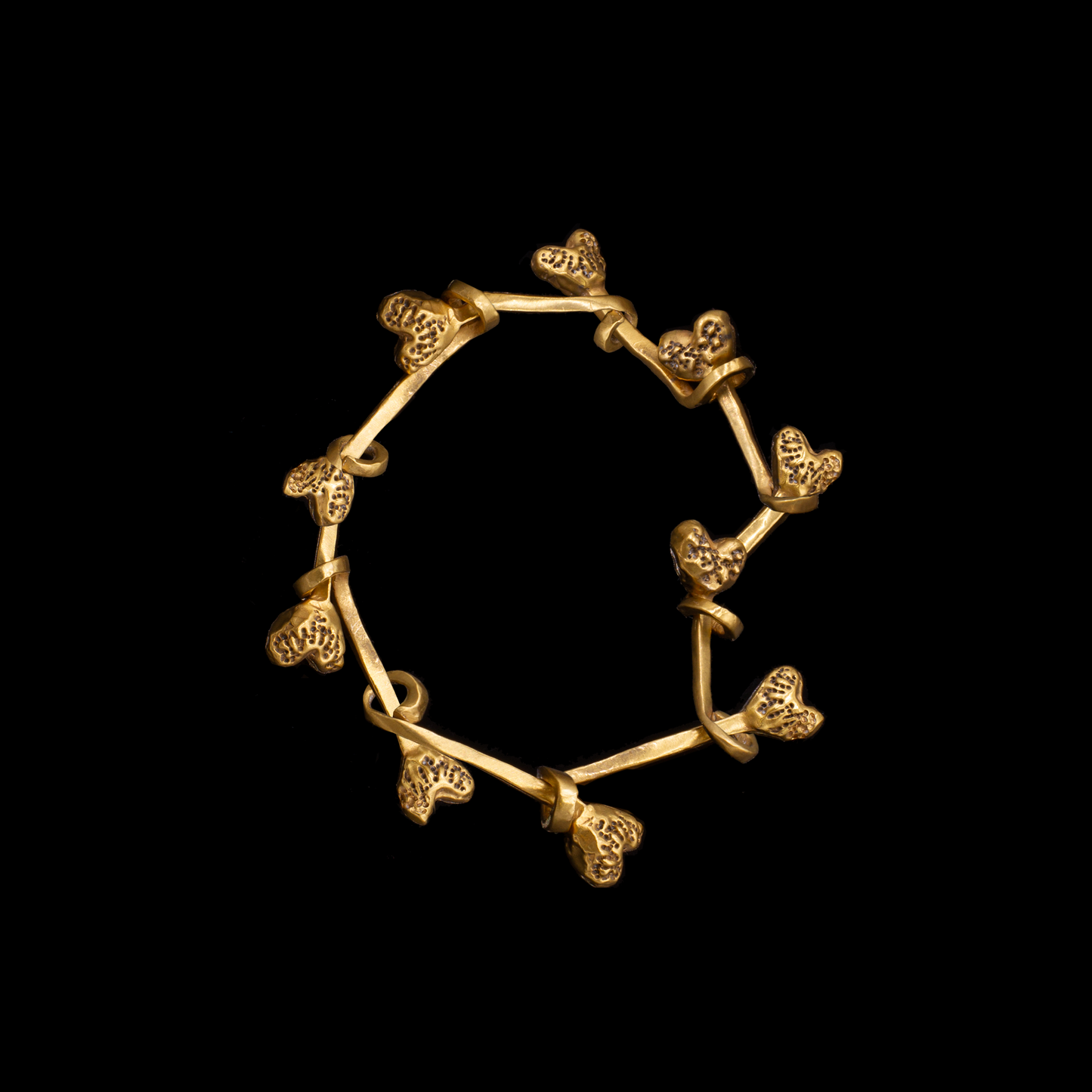 Long Hearts Bracelet Gold