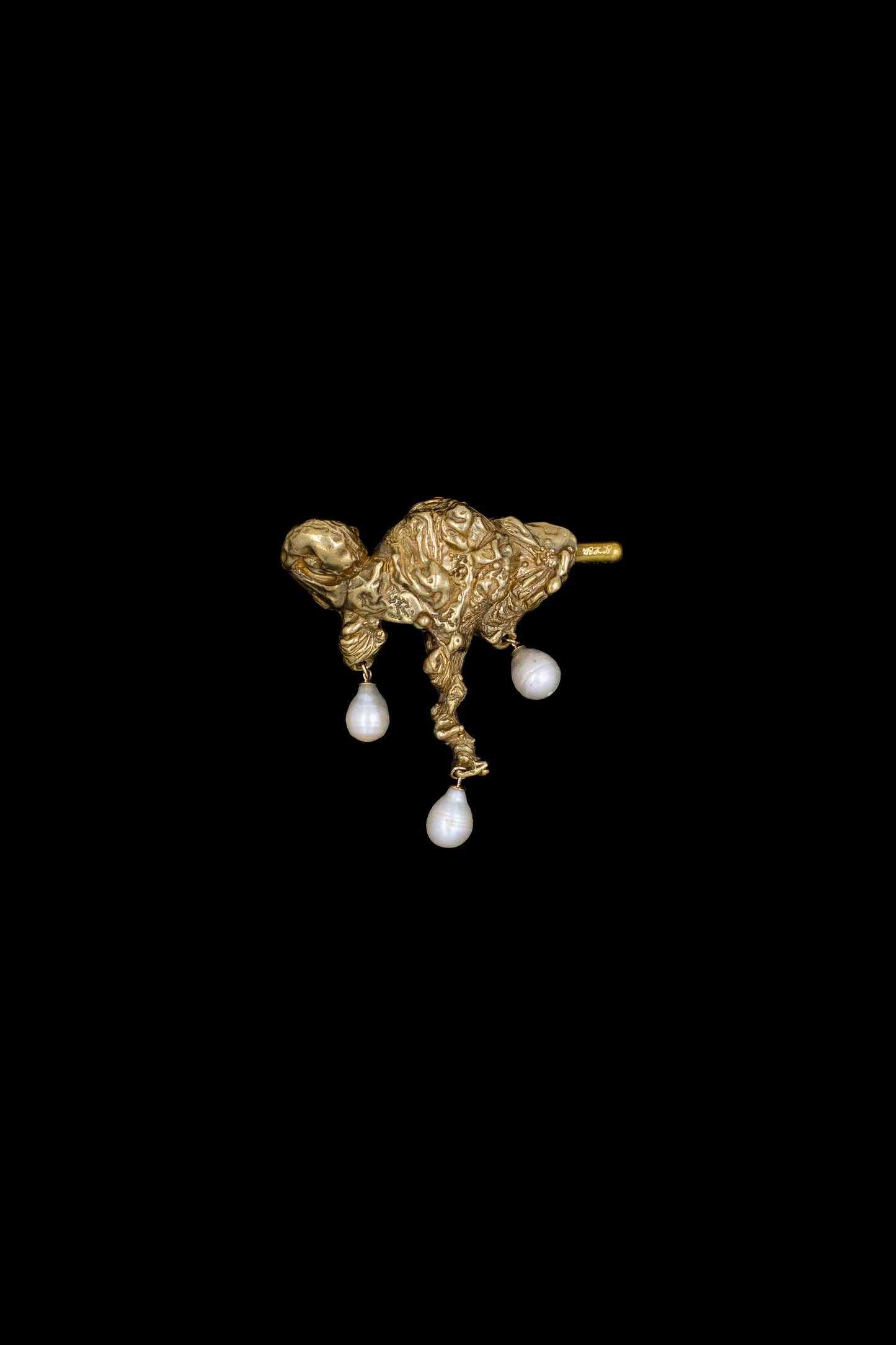 Curdled Brooch no. 1 (3 pearls)