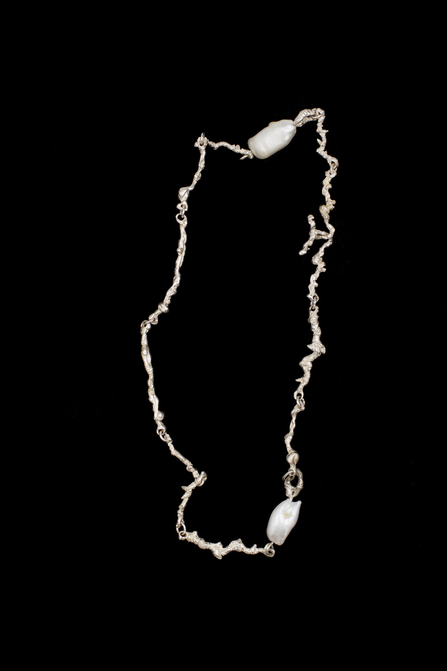 The Standard Curdled Chain with Pearls