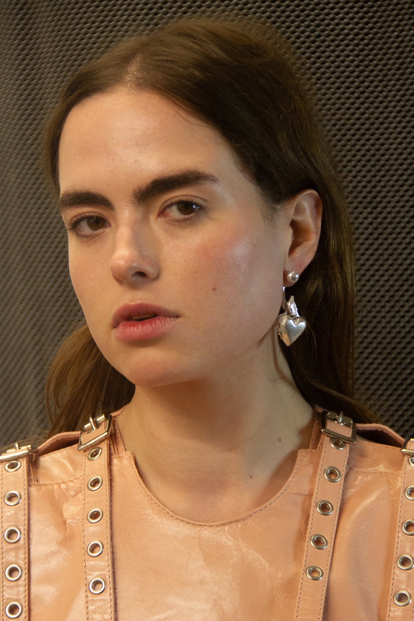 Curdled Screw Earring With Small Locket